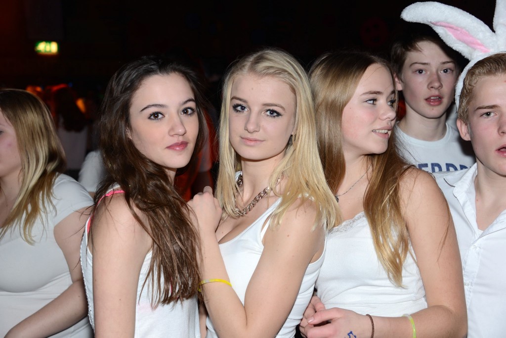 ../Images/Jeugddisco White Edition 244.jpg